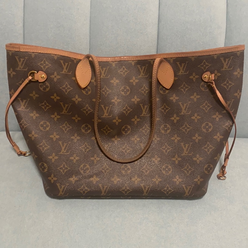 Louis Vuitton Neverfull